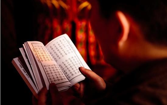 店铺牌匾横竖向应该怎么摆放？看完就知道！