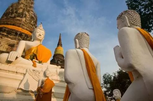 打破传统,八字标语也可以超有内涵！