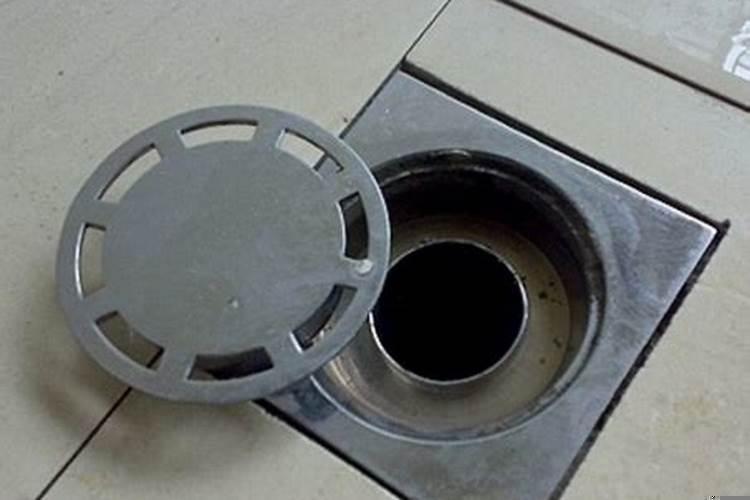 做梦梦见卫生间下水道堵塞了