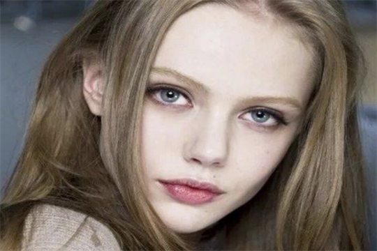 天秤男最放不下的星座女