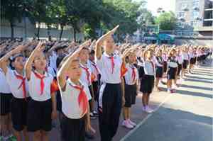 抗击疫情的暖心标语10条小学生