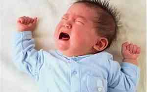 刚出生的宝宝不哭